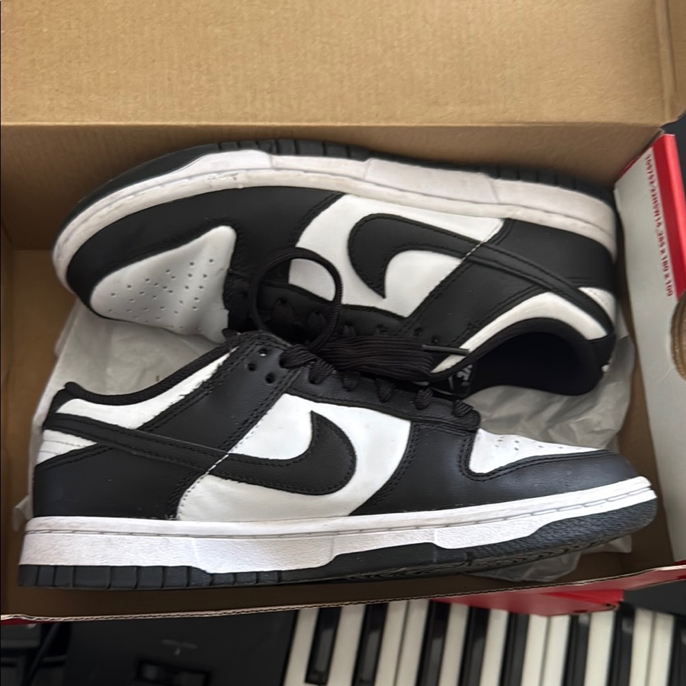 Nike Dunks! - Picture 1 of 9